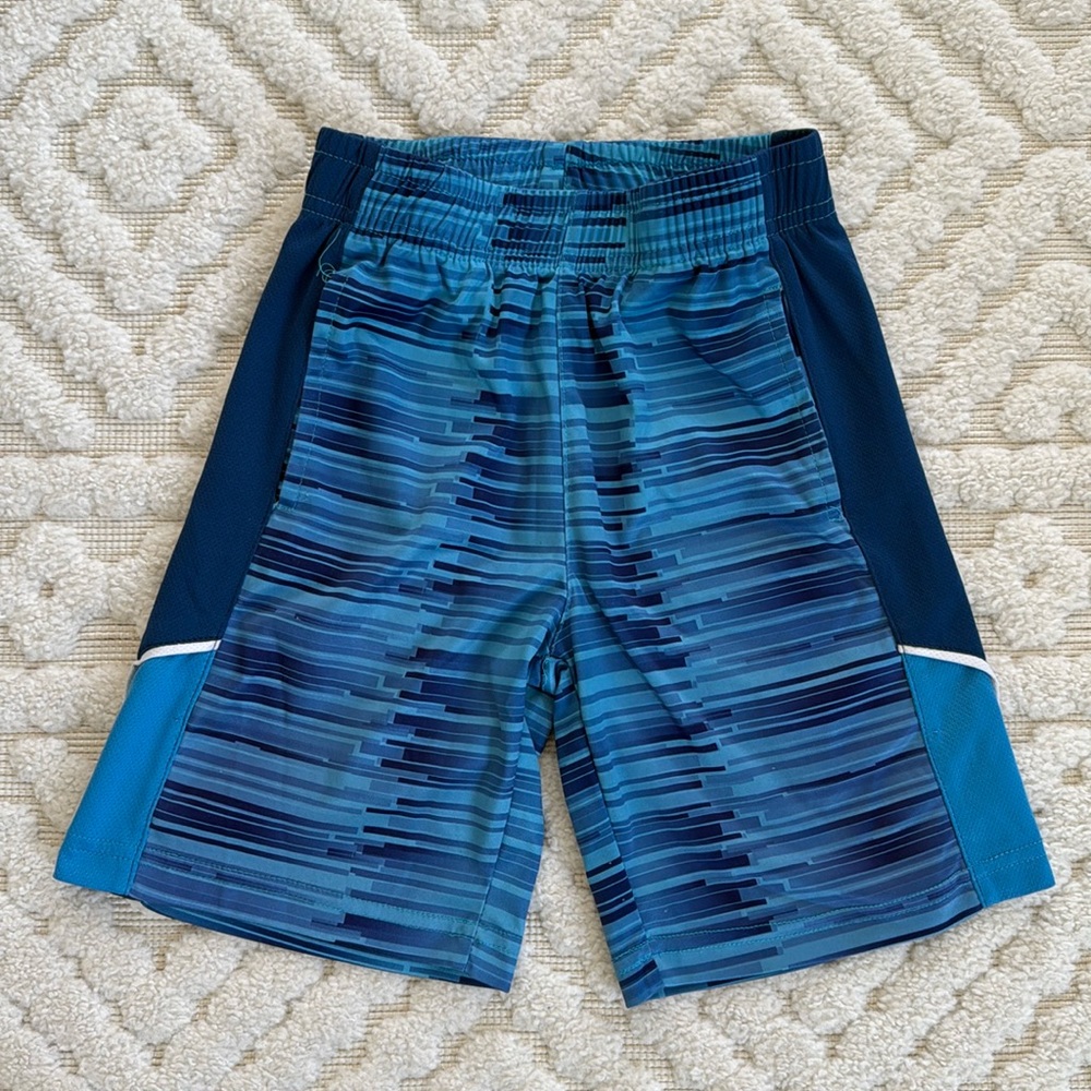 Buzz Cuts Blue Basketball Style Shorts Size M 5/6 ~ callout